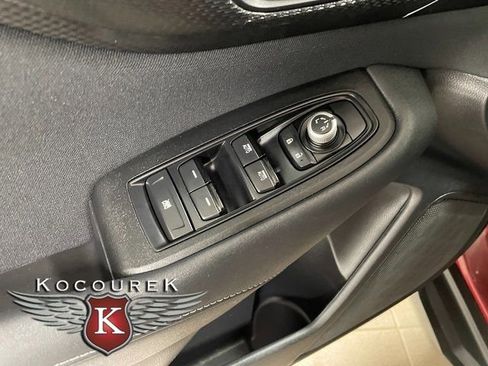 Used 2025 Subaru Outback Premium AWD/4WD image 20