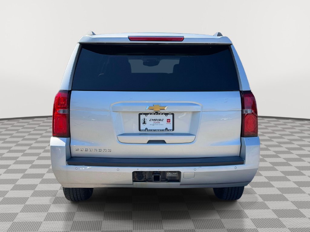 Used 2018 Chevrolet Suburban LT AWD/4WD image 4