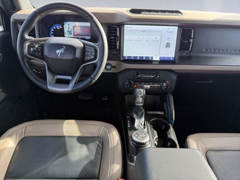 Used 2022 Ford Bronco Wildtrak image 15