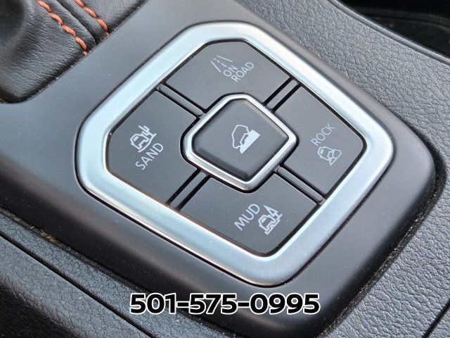 Used 2026 Nissan Frontier PRO-4X AWD/4WD image 30
