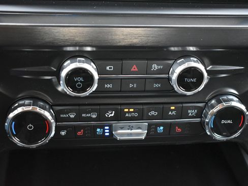 New 2026 Ford F250 Lariat w/ Lariat Ultimate Package AWD/4WD image 29
