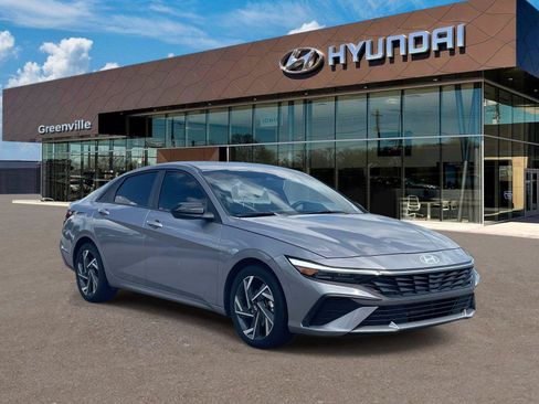 Certified 2025 Hyundai Elantra Sport w/ Cargo Package FWD image 1
