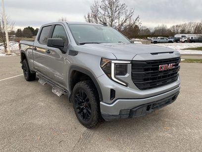 Used 2023 GMC Sierra 1500 Pro w/ Graphite Edition