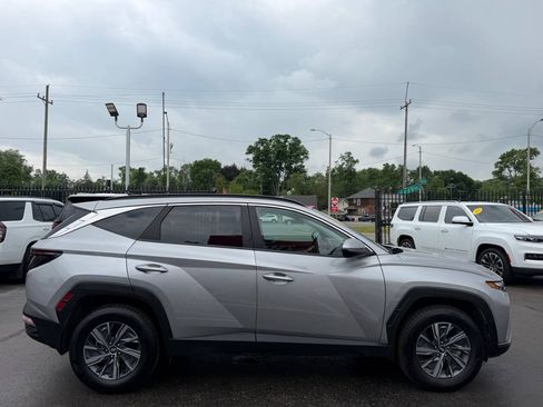 Used 2023 Hyundai Tucson Blue AWD/4WD image 4