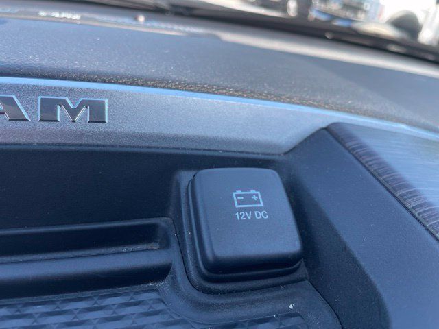 Used 2020 RAM 1500 Laramie AWD/4WD image 44