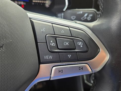 Used 2023 Volkswagen Jetta SE FWD image 26