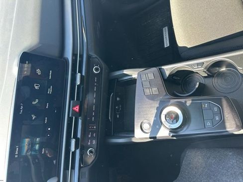 Used 2026 Kia Sportage LX image 12