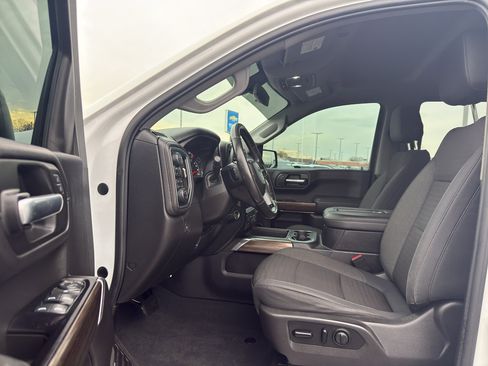 Used 2019 Chevrolet Silverado 1500 LT Trail Boss image 12