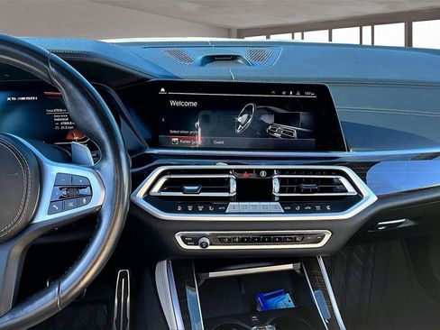 Used 2021 BMW X5 M50i w/ Executive Package image 6