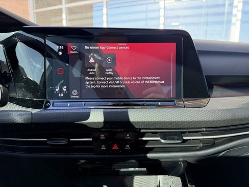 Used 2024 Volkswagen GTI SE w/ SE Leather Seats Package image 23