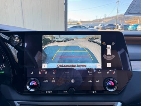 Used 2023 Lexus RX 350h image 38