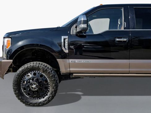 Used 2018 Ford F350 King Ranch w/ King Ranch Ultimate Package image 10