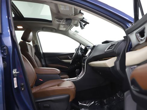 Used 2019 Subaru Ascent Touring w/ Popular Package #3 image 11