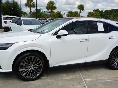 Certified 2024 Lexus RX 350 FWD w/ Convenience Package image 5