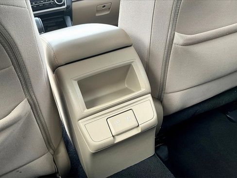 Used 2019 Subaru Outback 2.5i Premium image 30