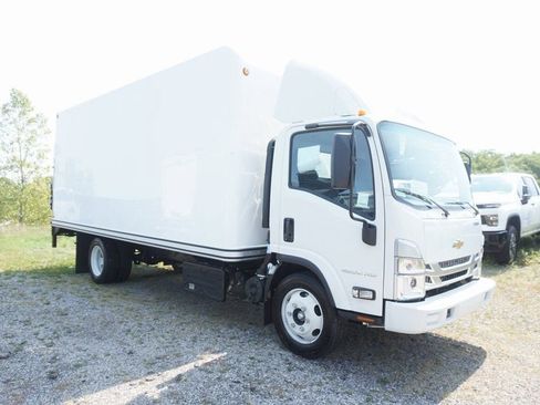 New 2024 Chevrolet Low Cab Forward 4500 XD image 10