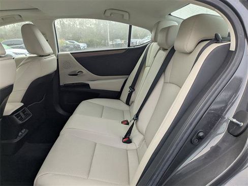 Certified 2025 Lexus ES 350 w/ Premium Package image 13