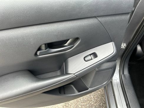Used 2024 Nissan Sentra SV FWD image 26