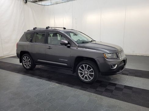 Used 2016 Jeep Compass High Altitude AWD/4WD image 11