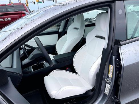 Used 2024 Tesla Model 3 Performance AWD/4WD image 23