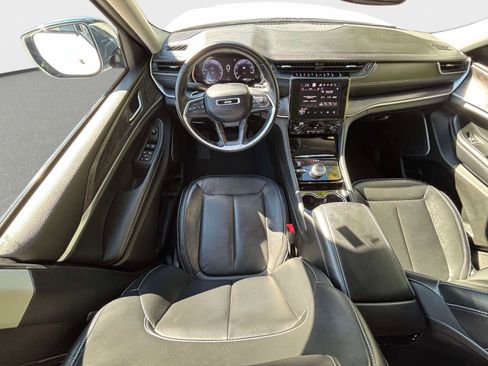 Used 2021 Jeep Grand Cherokee L Limited image 16