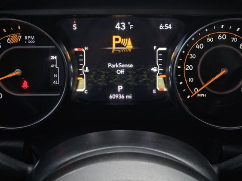 Used 2020 Jeep Wrangler Sport S image 16