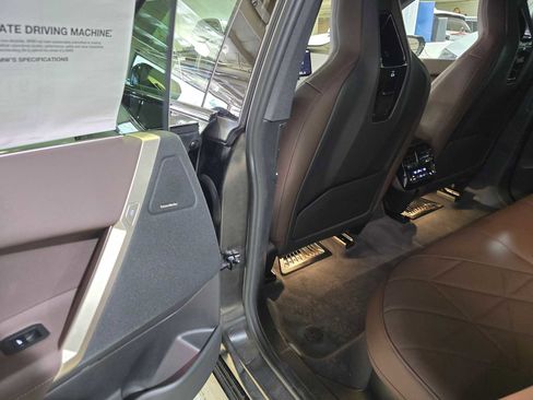 New 2026 BMW iX xDrive60 w/ Executive Package image 15