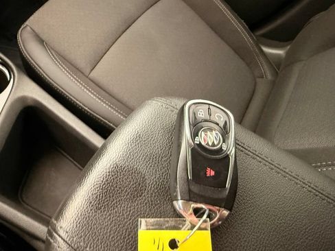 Used 2022 Buick Encore GX Select AWD/4WD image 27