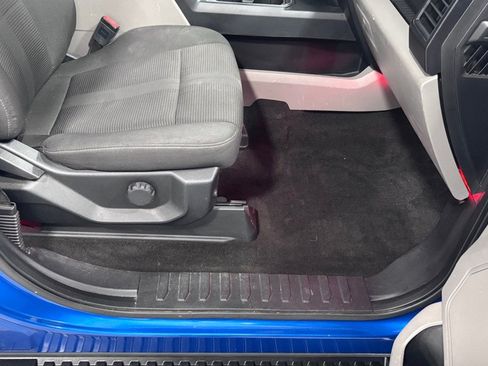 Used 2018 Ford F150 XL w/ Equipment Group 101A Mid AWD/4WD image 19