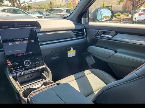 New 2026 GMC Terrain AT4 w/ Convenience Package III AWD/4WD image 20