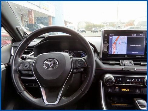 Used 2021 Toyota RAV4 XSE w/ Weather Package image 10