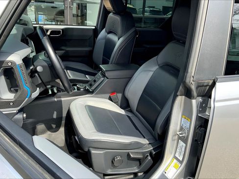 Used 2022 Ford Bronco Black Diamond AWD/4WD image 27