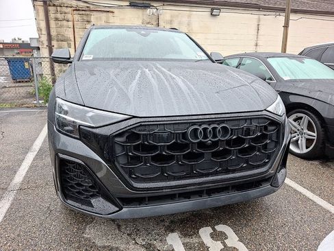 Used 2026 Audi Q8 Premium Plus w/ Premium Plus Package AWD/4WD image 2