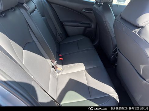 Used 2026 Lexus UX 300h FWD image 29