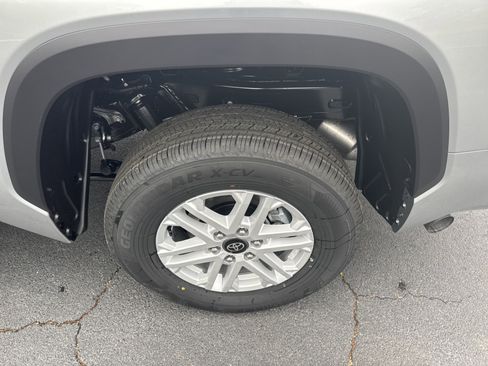 New 2026 Toyota Tundra SR5 AWD/4WD image 12