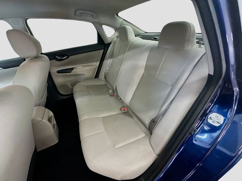 Used 2017 Nissan Sentra S image 27