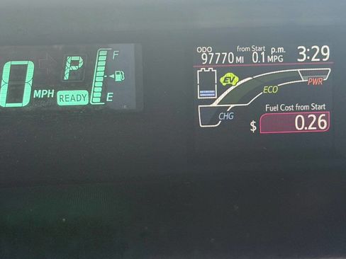 Used 2012 Toyota Prius C One FWD image 17