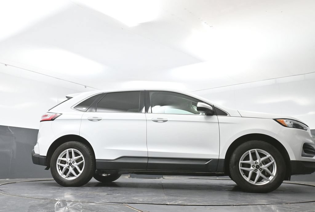 Used 2024 Ford Edge SEL AWD/4WD image 53