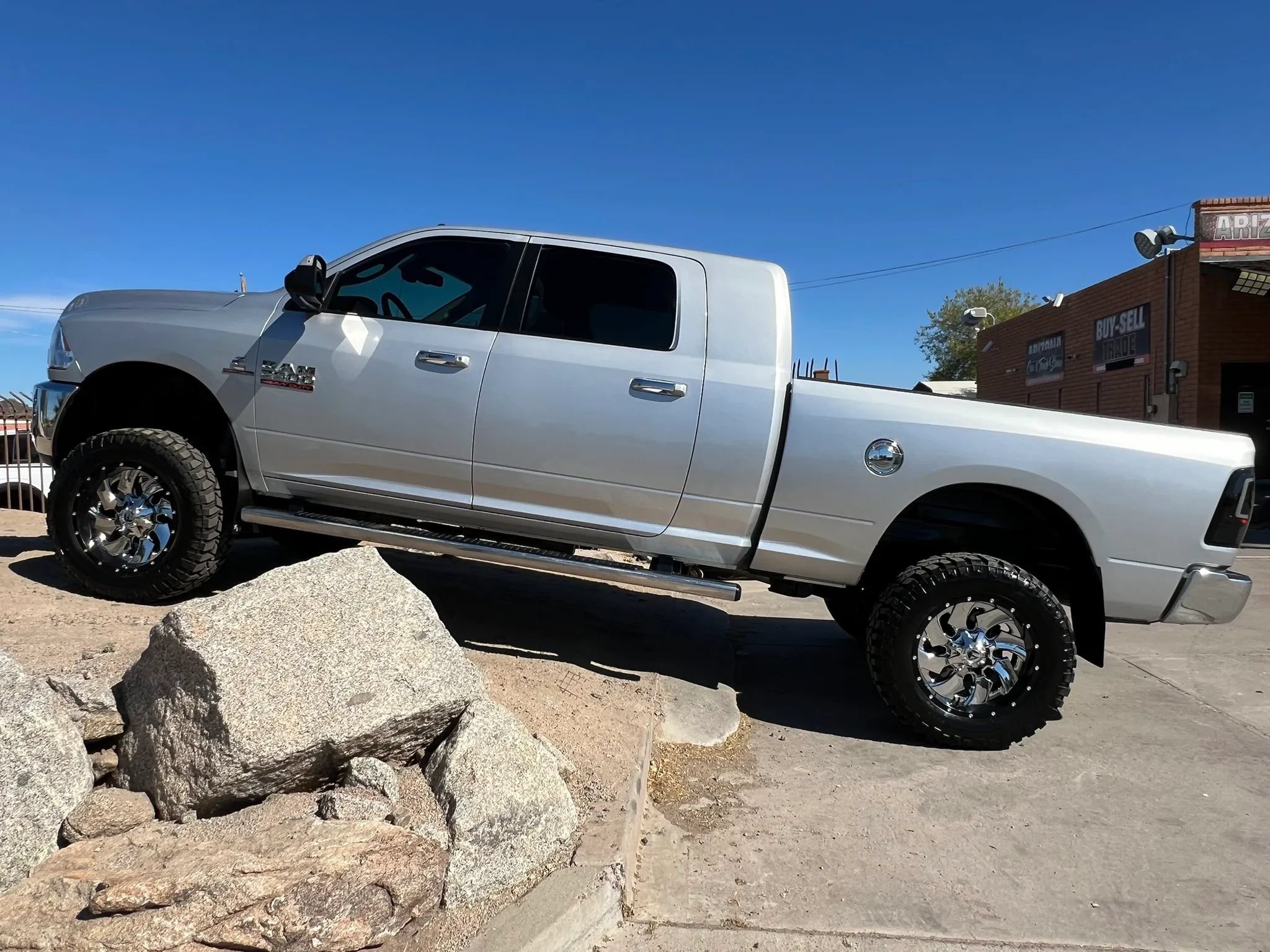 Used 2018 RAM 2500 Big Horn AWD/4WD image 1