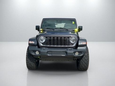 Used 2024 Jeep Wrangler Unlimited Sport AWD/4WD image 2