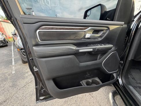 Used 2020 RAM 1500 Laramie AWD/4WD image 12