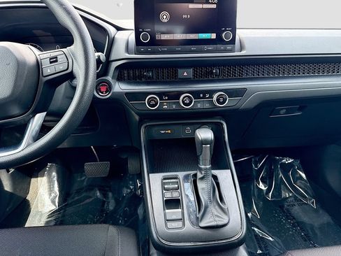 Used 2023 Honda CR-V LX image 18