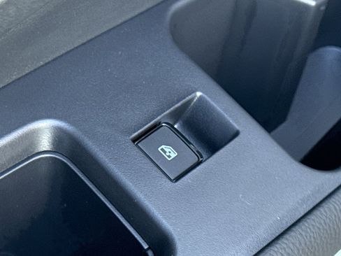 New 2026 Nissan Pathfinder SL image 30