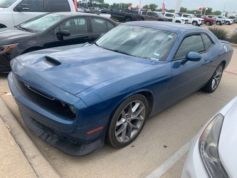 Used 2022 Dodge Challenger GT image 5