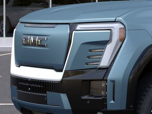 New 2025 GMC Sierra EV Denali image 13