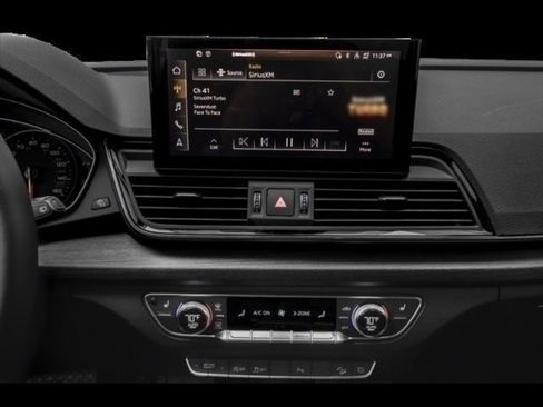 Used 2022 Audi Q5 2.0T Premium image 7