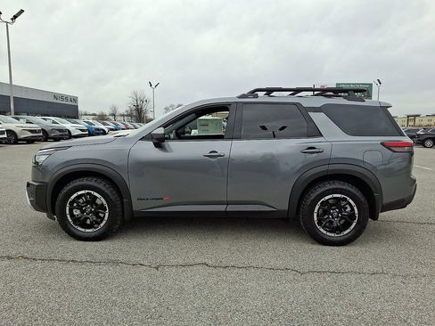 New 2025 Nissan Pathfinder Rock Creek image 4