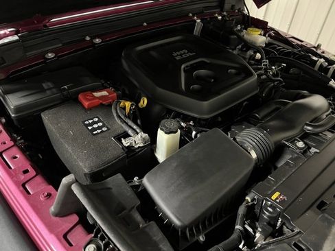 Used 2021 Jeep Wrangler Unlimited Sport image 39