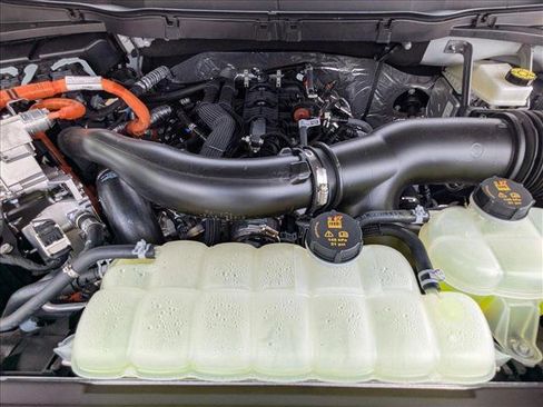 New 2025 Ford F150 Lariat w/ Equipment Group 502A High image 16