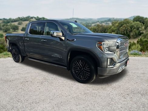 Used 2022 GMC Sierra 1500 Denali w/ Denali Reserve Package AWD/4WD image 1